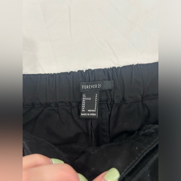 Women’s Cargo Army Style Pants - Picture 5 of 6